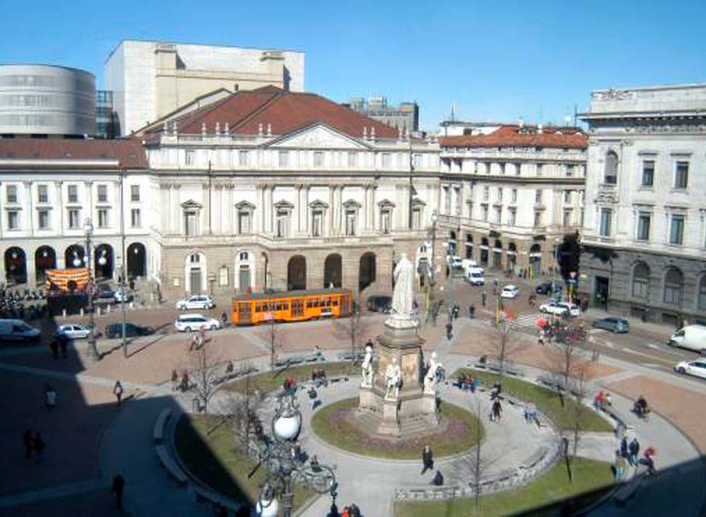 Bike tour bicicletta milano pedalata letteraria